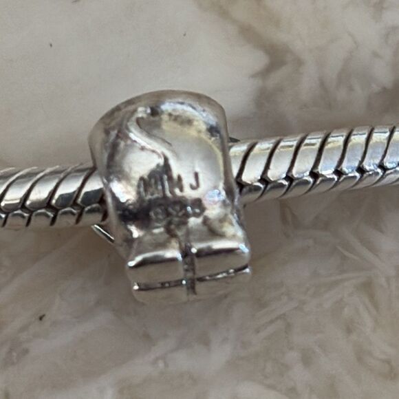 Michael Hill 925 Sterling Silver Elephant Charm Bead - Picture 6 of 6